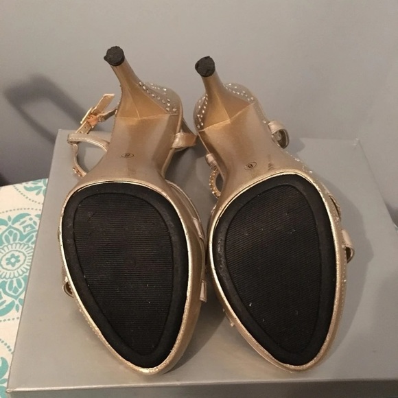 LASONIA Sparkly Gold High Heels - Picture 3 of 3